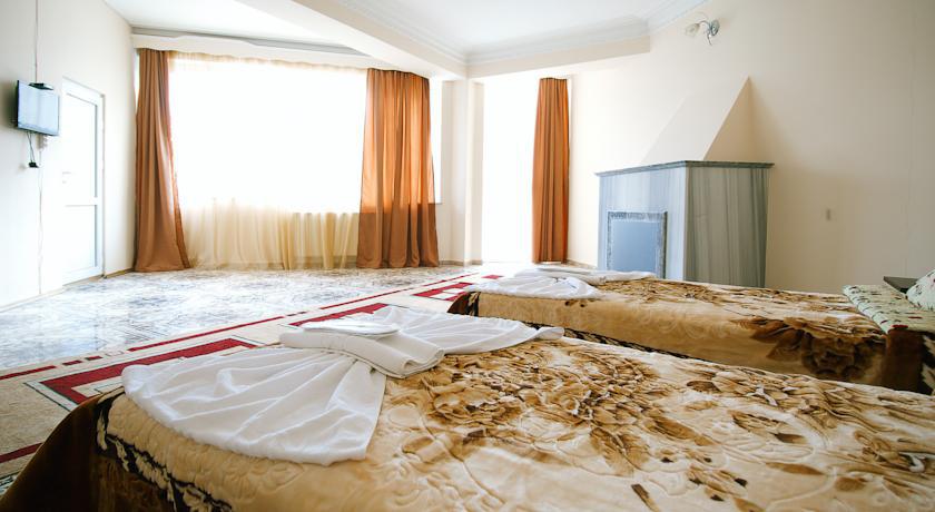 Europa+T Hotel Tbilisi Rum bild